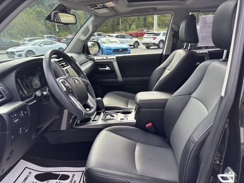 Used 2022 Toyota 4Runner SR5 Premium w/ Moonroof Package image 14