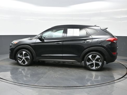 Used 2016 Hyundai Tucson Limited w/ Option Group 03 image 3