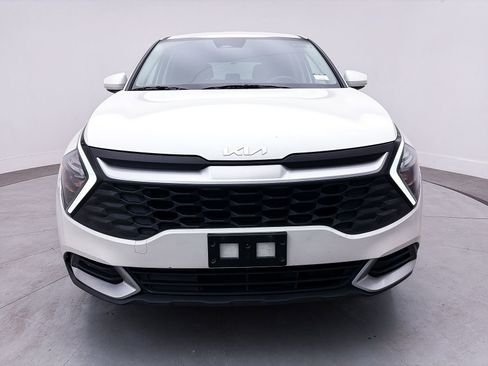 Used 2023 Kia Sportage LX image 5