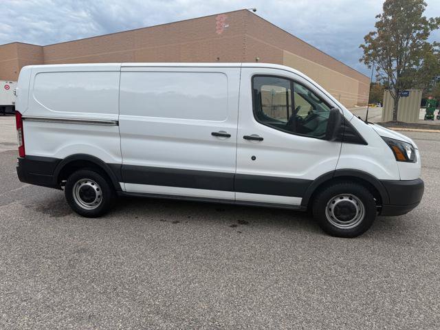 Used 2016 Ford Transit 150 130 Low Roof RWD image 35