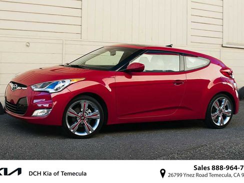 Used 2015 Hyundai Veloster image 1