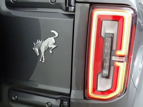 Used 2022 Ford Bronco Outer Banks image 43