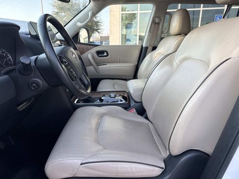 Used 2023 Nissan Armada SL image 16