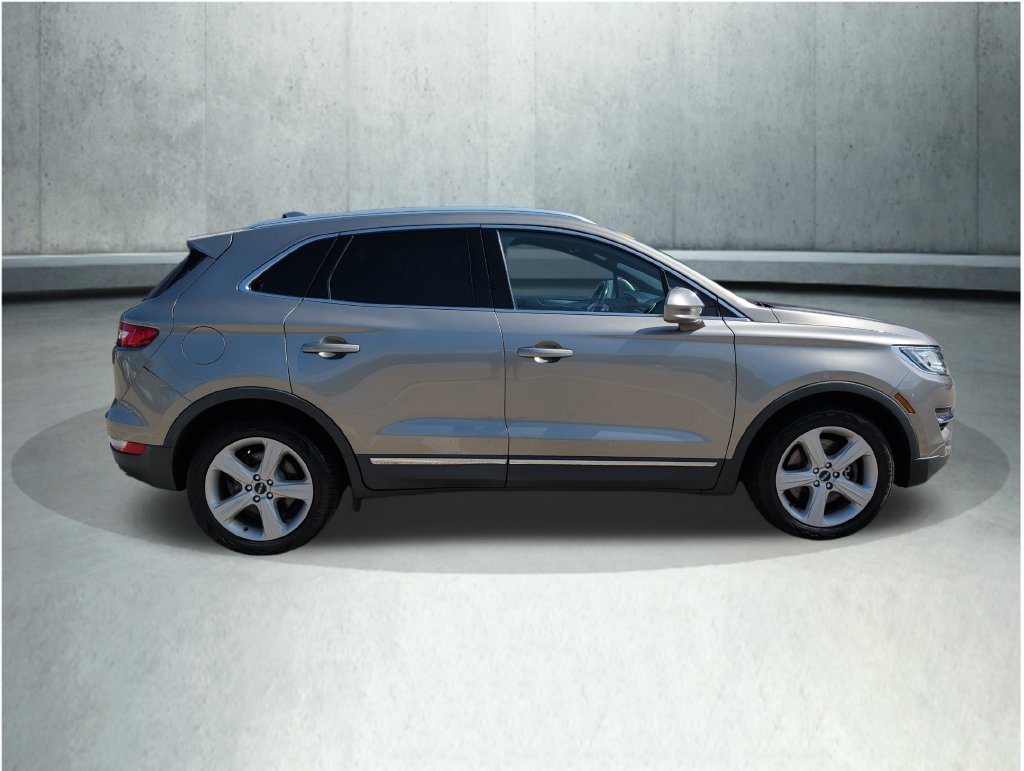 Used 2017 Lincoln MKC Premiere AWD/4WD image 7