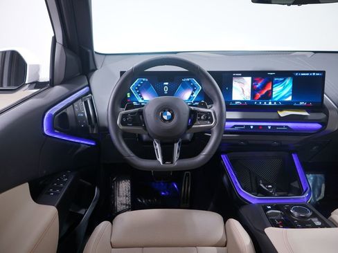 Used 2025 BMW X3 xDrive30i w/ M Sport Package image 11