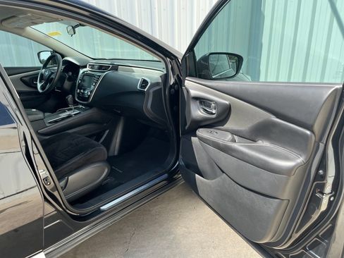 Used 2019 Nissan Murano S AWD/4WD image 16
