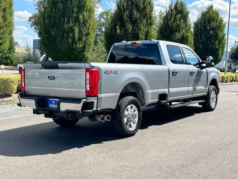Used 2023 Ford F350 XLT image 6