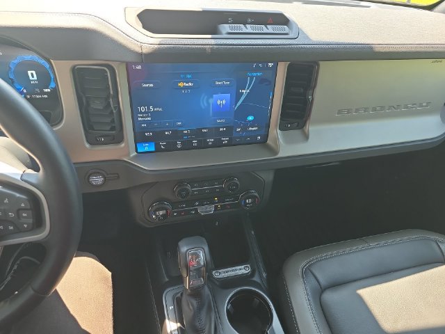 Used 2025 Ford Bronco Outer Banks AWD/4WD image 20