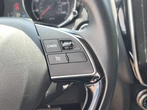 Used 2025 Mitsubishi Outlander Sport SE AWD/4WD image 21