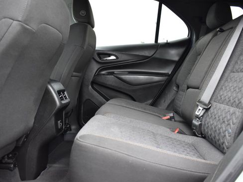 Used 2022 Chevrolet Equinox LT FWD image 11