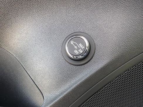 New 2025 Buick Envision Avenir image 31