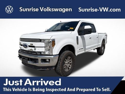 Used 2019 Ford F250 Lariat w/ Lariat Value Package image 1