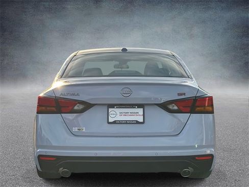 New 2025 Nissan Altima 2.5 SR w/ SR Premium Package image 3