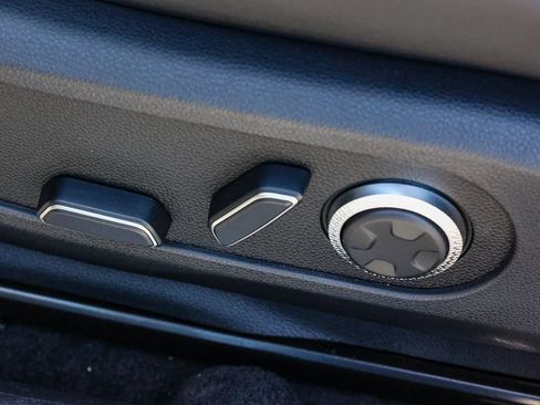 New 2026 Genesis GV60 RWD image 23