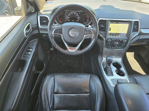 Used 2018 Jeep Grand Cherokee Trailhawk w/ Trailhawk Luxury Group AWD/4WD image 16