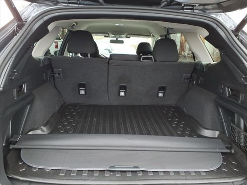 Certified 2025 Subaru Outback Premium image 8