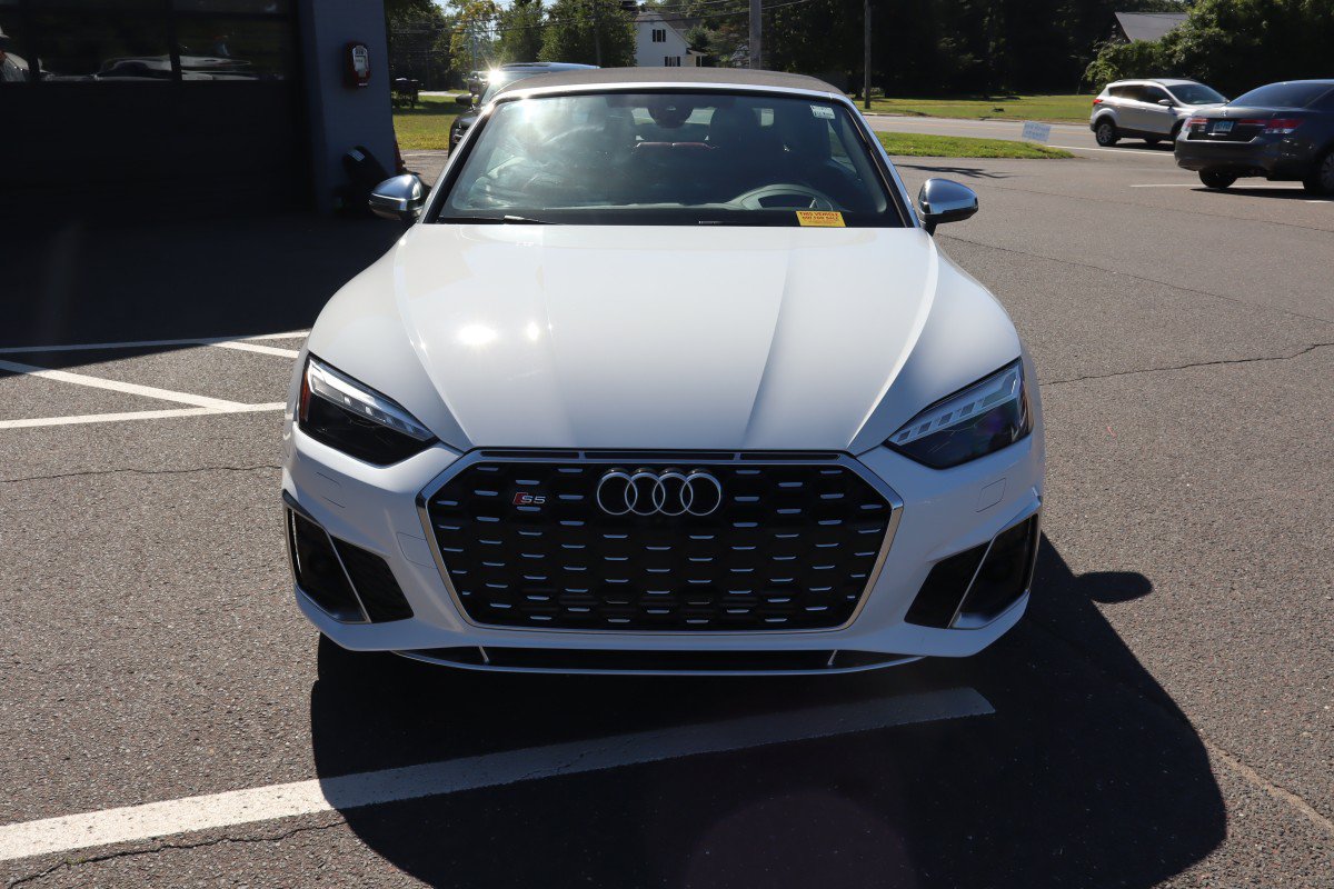 Used 2024 Audi S5 Prestige w/ Prestige Package AWD/4WD image 3