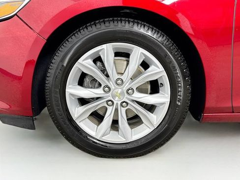 Used 2021 Chevrolet Malibu LT FWD image 31