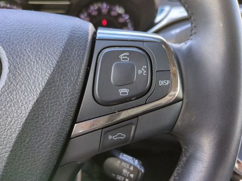 Used 2013 Toyota Avalon Limited image 26