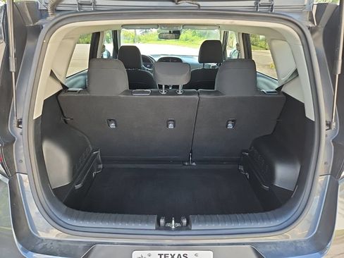 Used 2024 Kia Soul LX w/ Option Group 015 FWD image 10