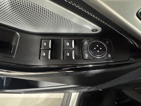 Used 2022 Ford Explorer ST w/ Equipment Group 401A AWD/4WD image 18