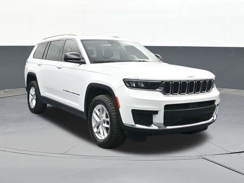 Used 2022 Jeep Grand Cherokee L Laredo w/ Luxury Tech Group I image 21