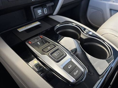 Used 2019 Honda Pilot Elite image 16