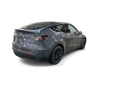 Certified 2023 Tesla Model Y Long Range AWD/4WD image 6