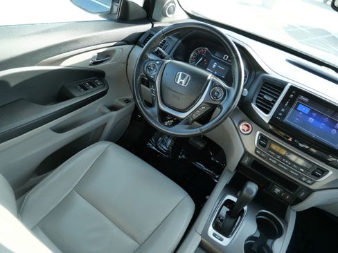 Used 2017 Honda Pilot EX-L image 9