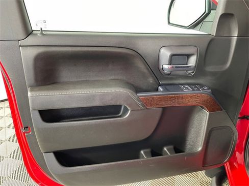 Used 2017 GMC Sierra 1500 SLE w/ Enhanced Driver Alert Package image 14