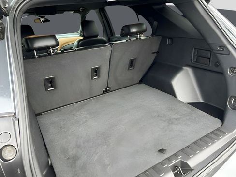 Used 2018 Chevrolet Equinox Premier image 28