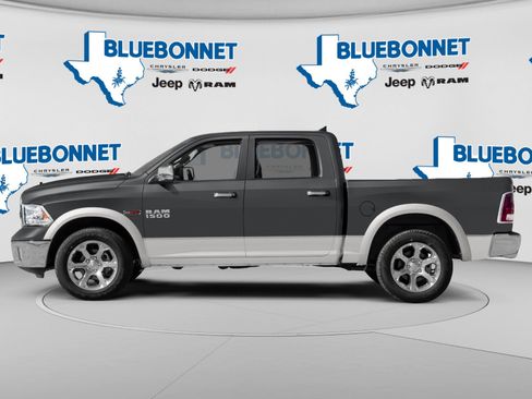 Used 2016 RAM 1500 Laramie w/ Convenience Group AWD/4WD image 6