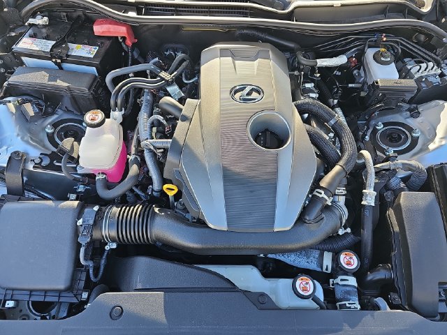 Used 2024 Lexus IS 300 w/ Comfort Package RWD image 33
