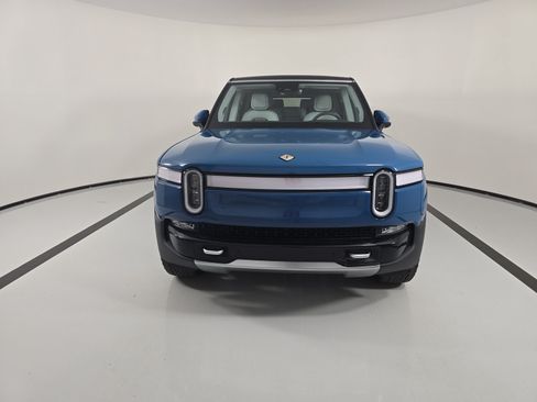Used 2024 Rivian R1S Adventure Quad AWD/4WD image 8