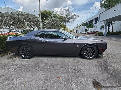 Used 2023 Dodge Challenger R/T Scat Pack image 3