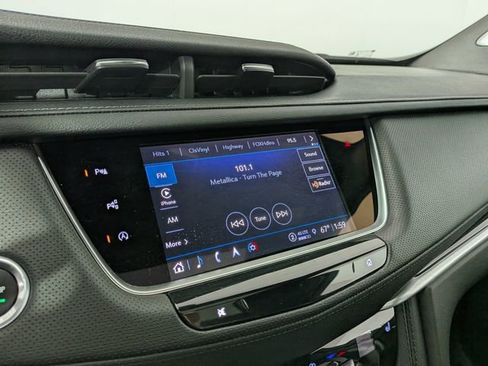 Used 2023 Cadillac XT5 Premium Luxury w/ Technology Package AWD/4WD image 22