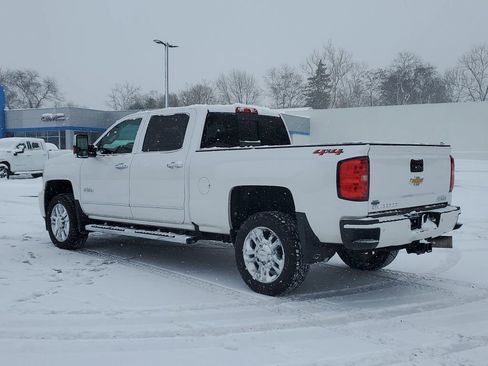 Used 2019 Chevrolet Silverado 2500 High Country image 4