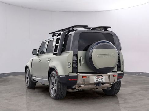 Used 2025 Land Rover Defender 110 X AWD/4WD image 7