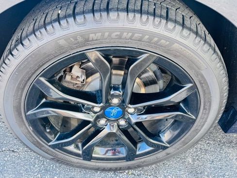 Used 2020 Ford Fusion SE w/ Equipment Group 151A FWD image 21