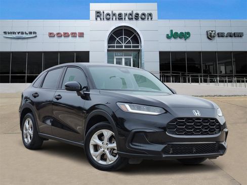 Used 2024 Honda HR-V LX image 1