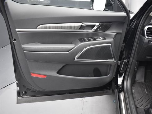 New 2025 Kia Telluride SX w/ SX Captain's Chair Package image 18