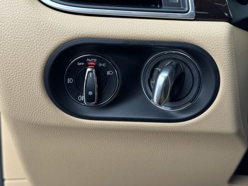 Used 2017 Porsche Macan S image 29