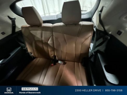Used 2024 Acura MDX SH-AWD w/ Advance Package image 29