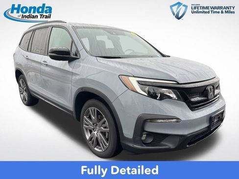 Used 2022 Honda Pilot Sport image 3