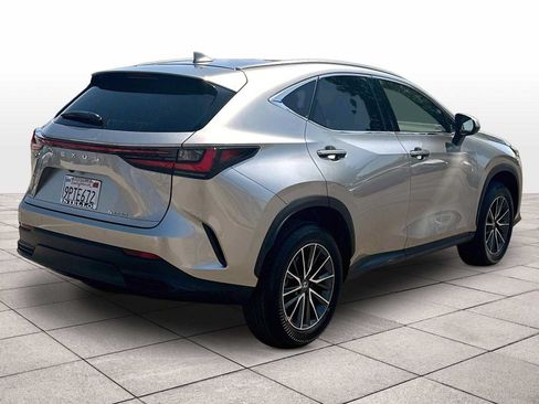 Used 2025 Lexus NX 250 FWD image 14