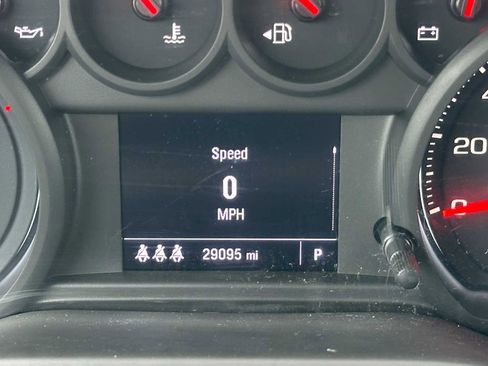 Used 2024 Chevrolet Silverado 2500 Custom w/ Custom Value Package image 24