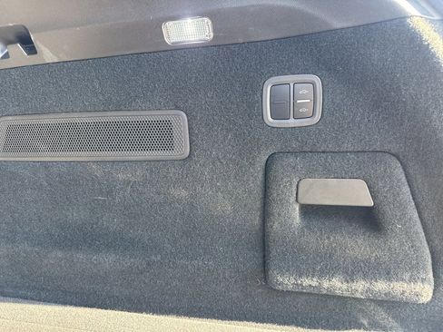 Used 2021 Porsche Cayenne GTS image 43