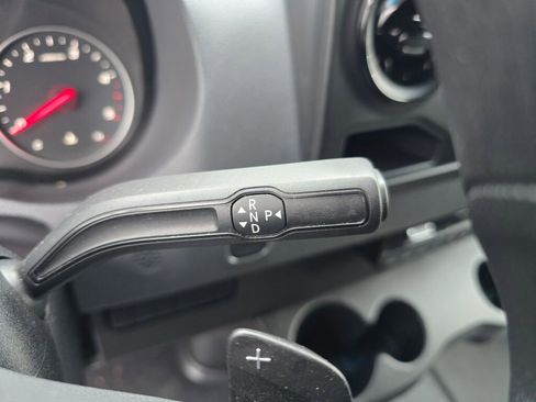 Used 2024 Mercedes-Benz Sprinter 2500 image 25