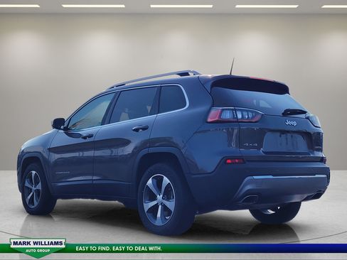 Used 2019 Jeep Cherokee Limited AWD/4WD image 6