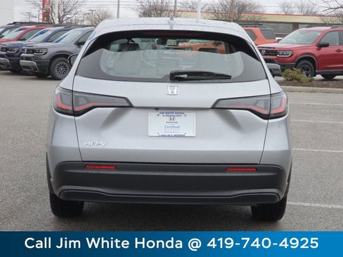 Certified 2023 Honda HR-V LX image 13